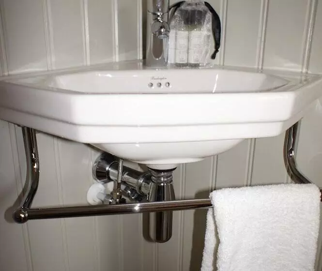 Stf Kivikstrand Badhotell