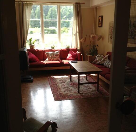 Tvetagårdens Vandrarhem