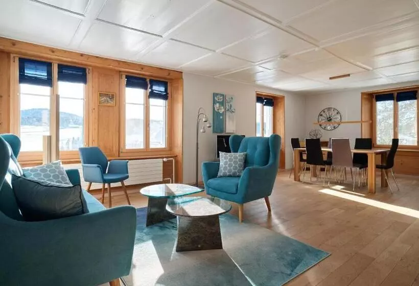 تختخواب و صبحانه Jurabelle