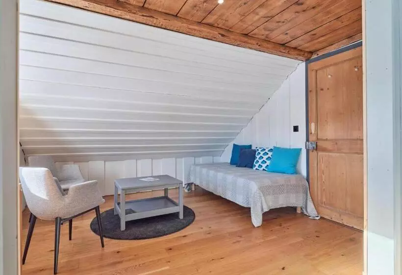 تختخواب و صبحانه Jurabelle