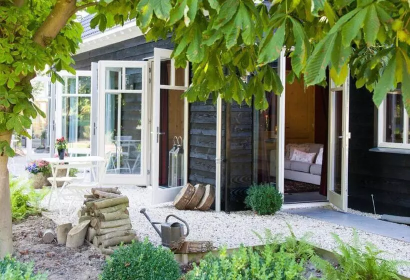 Aamiaismajoitus (B&B) Knechtshuis
