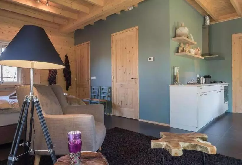 Aamiaismajoitus (B&B) Knechtshuis