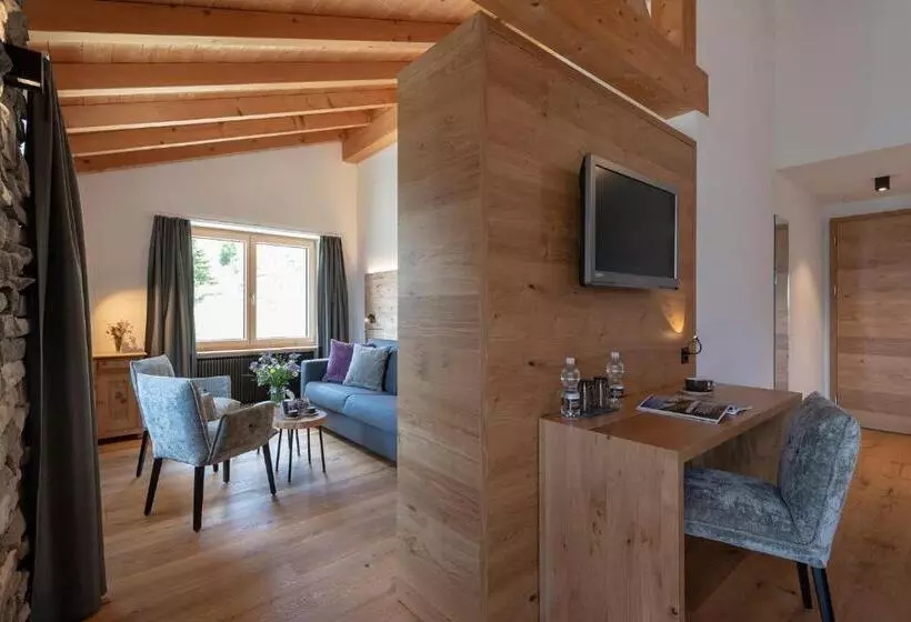 Berghotel Tgantieni