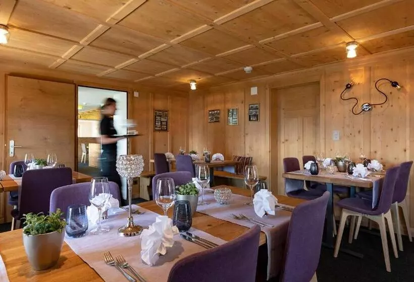 Berghotel Tgantieni