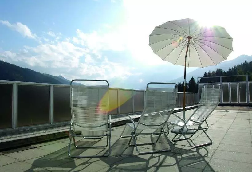 Davos Youth Hostel