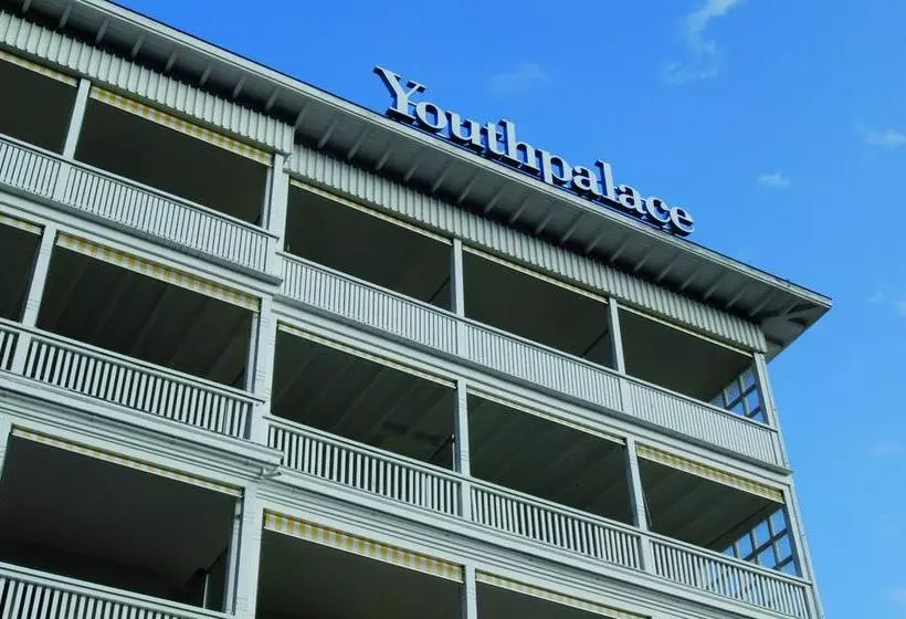 Davos Youth Hostel