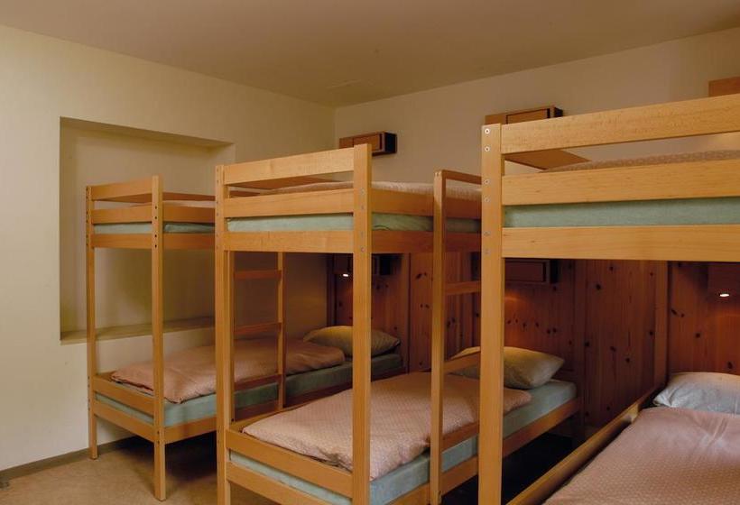 Davos Youth Hostel