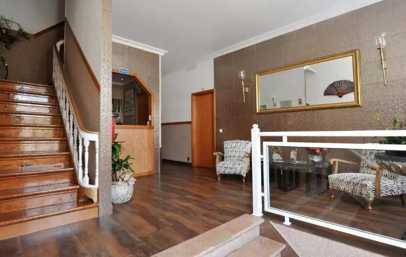 Hotelli Aviz