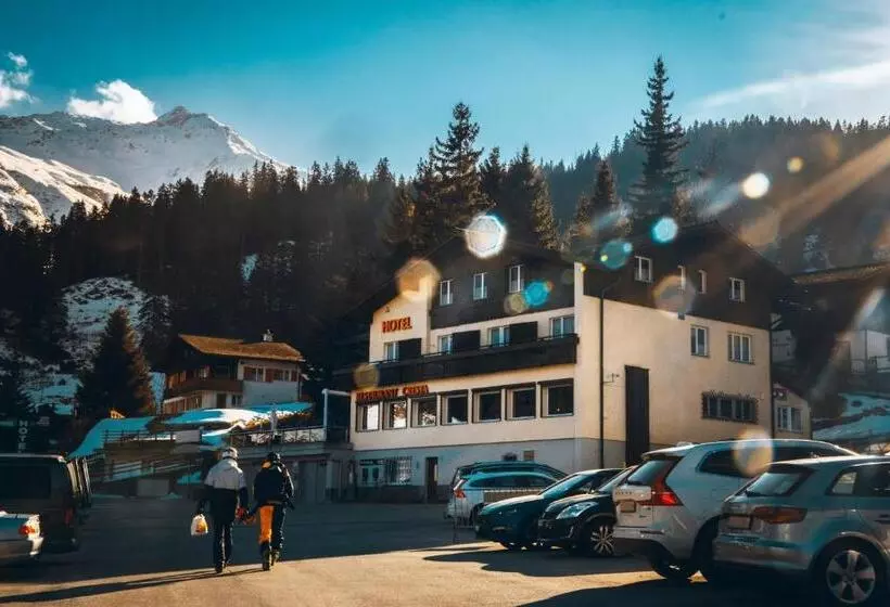 Hotell Cresta Sedrun