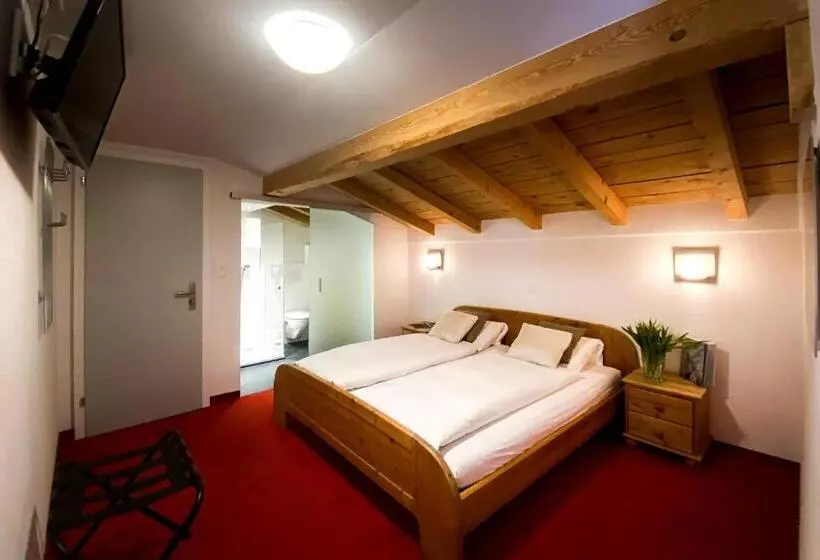 Hotell Cresta Sedrun