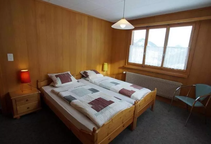 Hotell Cresta Sedrun