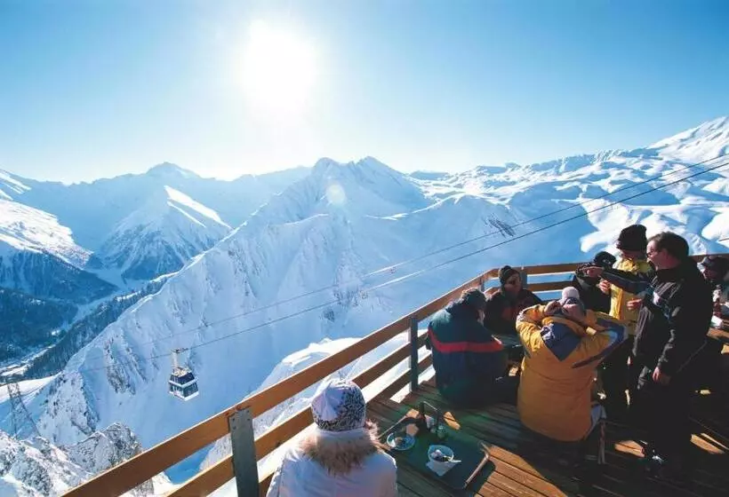 ホテル Garni Muttler Alpinresort & Spa