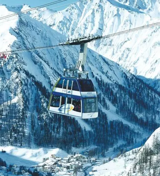 ホテル Garni Muttler Alpinresort & Spa