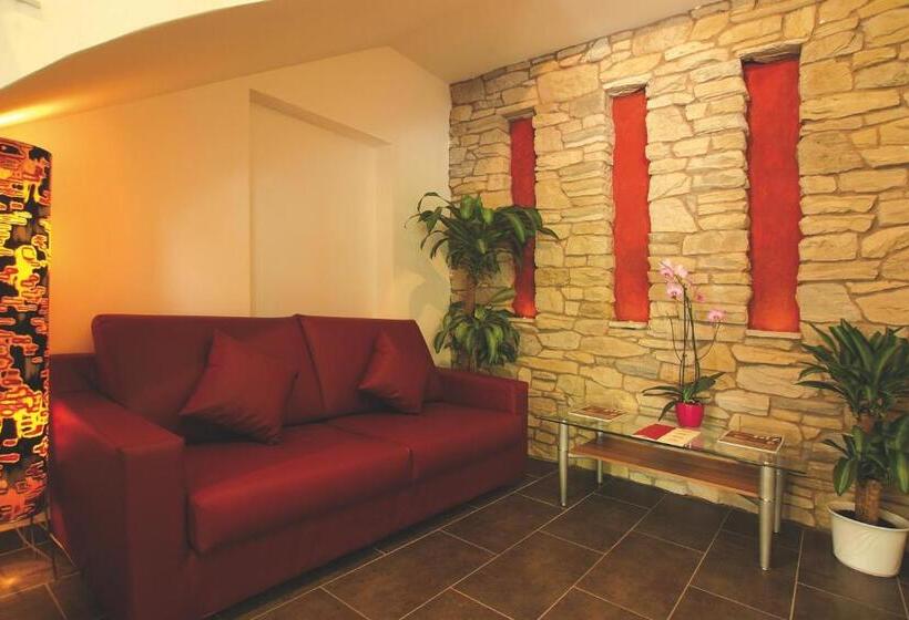 هتل Garni Muttler Alpinresort & Spa