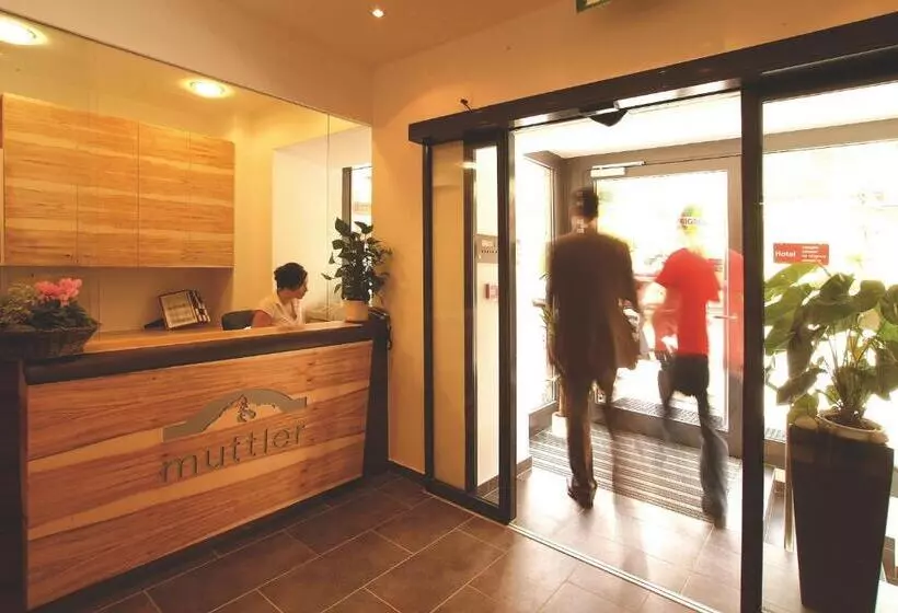 ホテル Garni Muttler Alpinresort & Spa