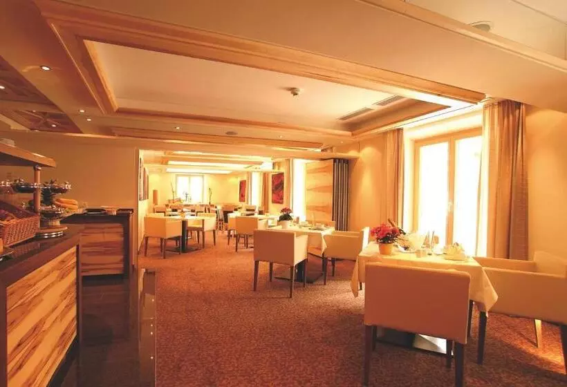 ホテル Garni Muttler Alpinresort & Spa