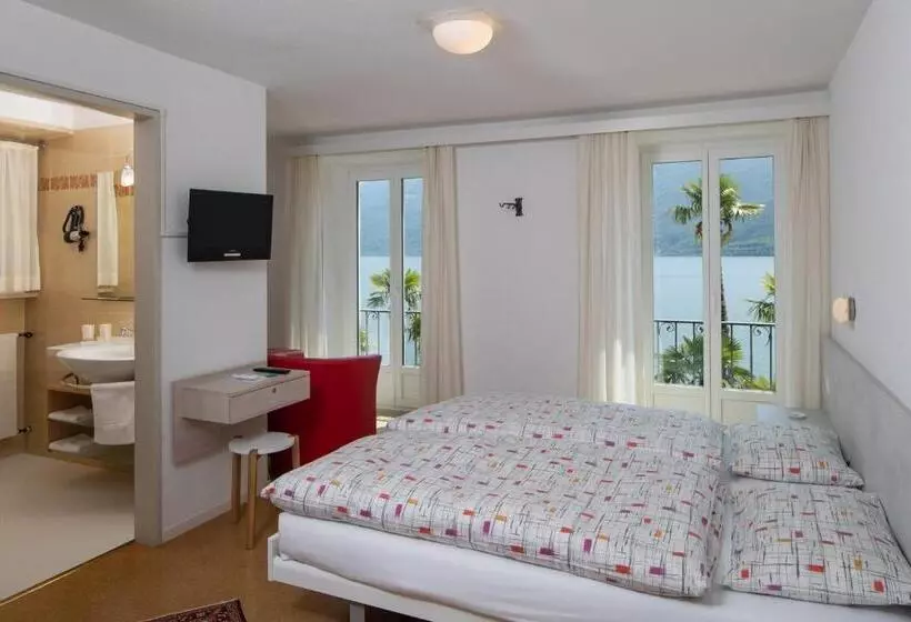 Hotelli Garni Rivabella Au Lac