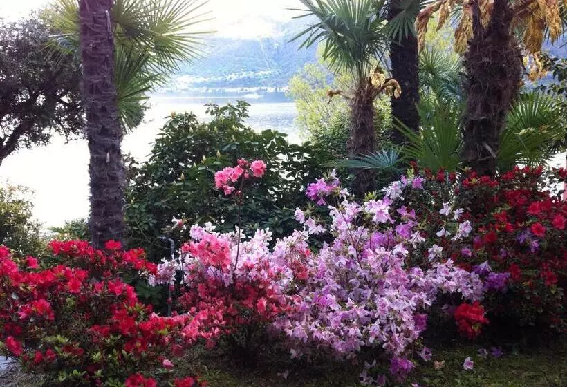 Hotelli Garni Rivabella Au Lac