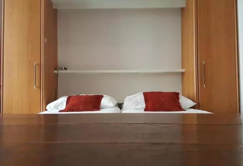 Hotel Hostellerie Du Xvi Siècle