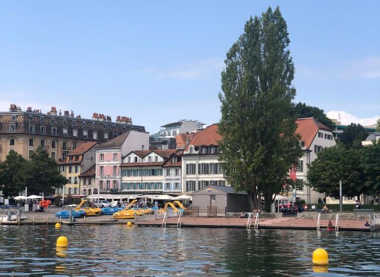 هتل Hôtel Du Port