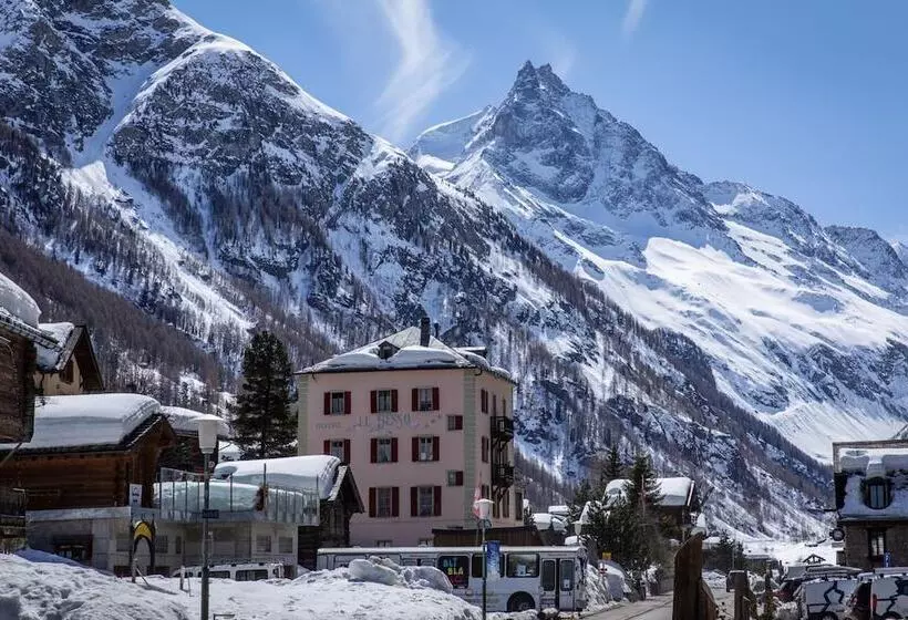 Hotelli Hôtel Le Besso   Swiss Romantic Lodge Zinal