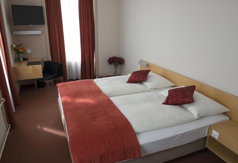 فندق Hôtel Le Funi De Cossonay