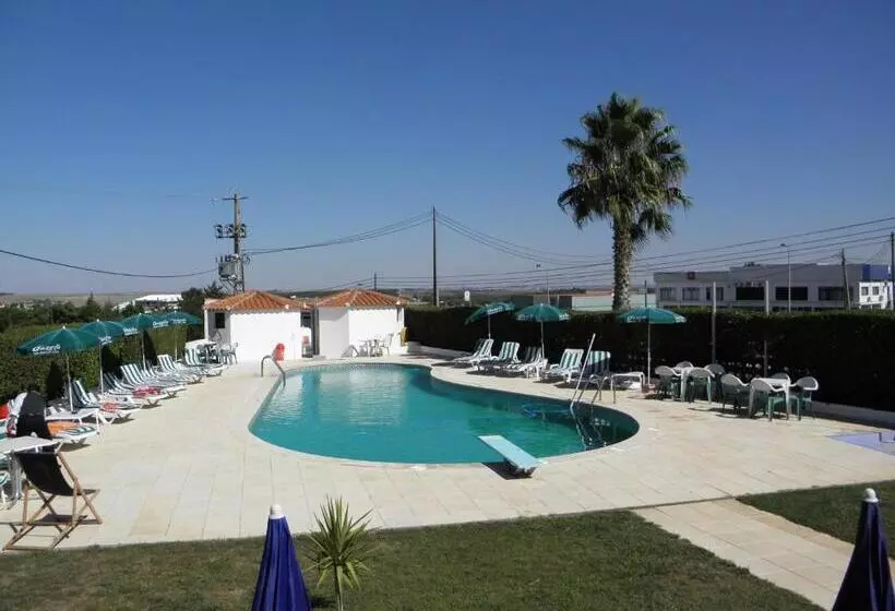 Hotelli Jardim