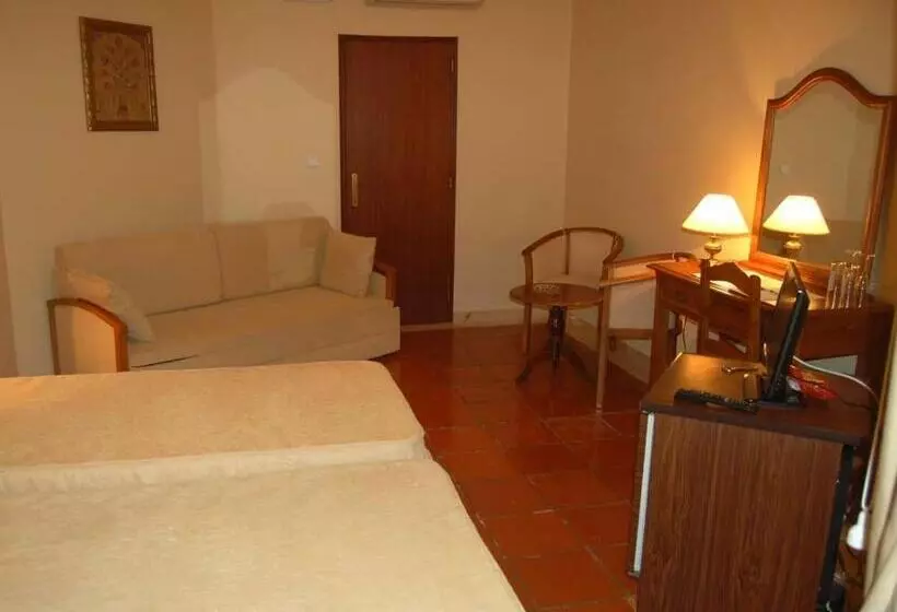 Hotelli Jardim