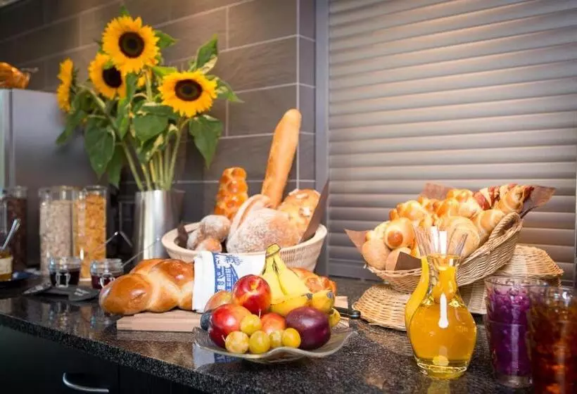 Hotelli Le Petit Relais