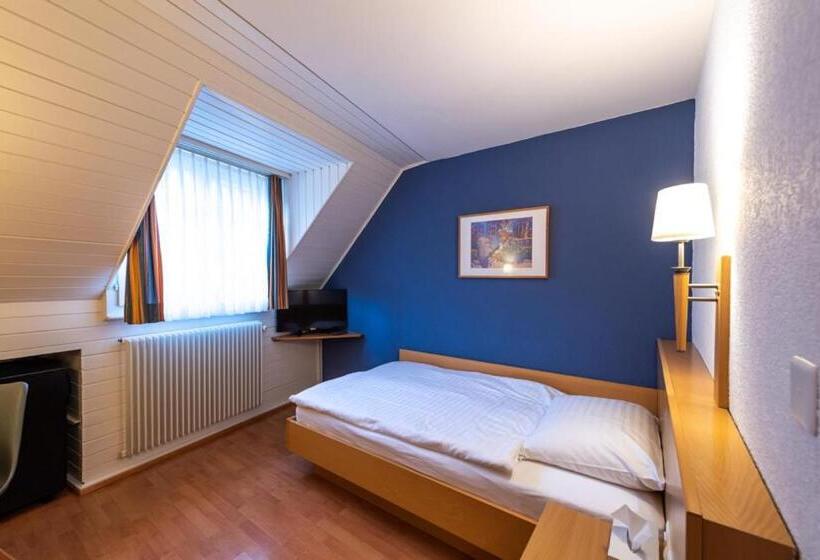 هتل Les Negociants