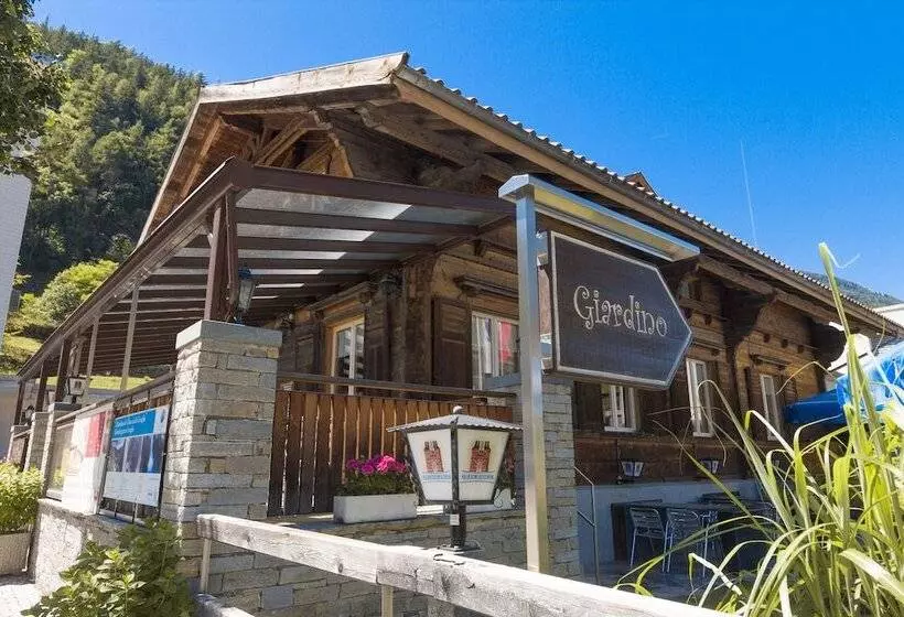 هتل Ristorante Pensione Chalet Stazione