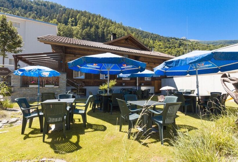 בית מלון כפרי Ristorante Pensione Chalet Stazione