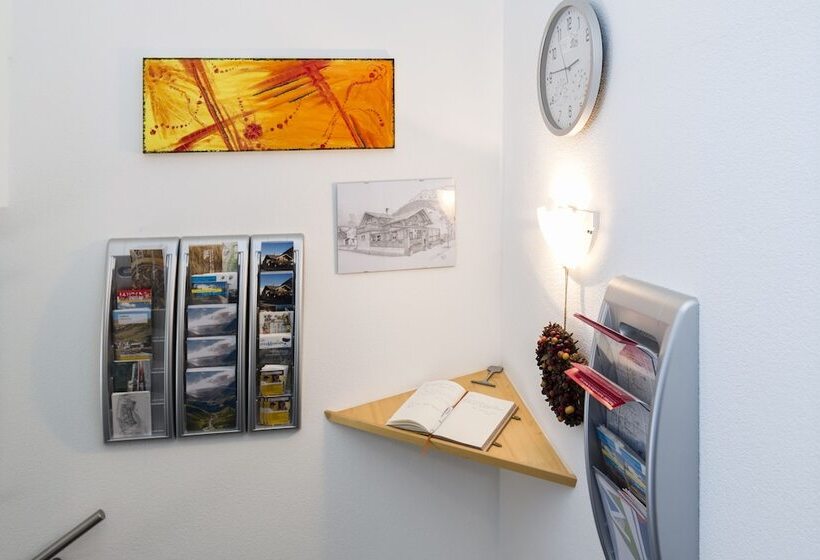 בית מלון כפרי Ristorante Pensione Chalet Stazione