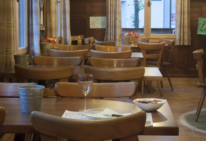 هتل Ristorante Pensione Chalet Stazione