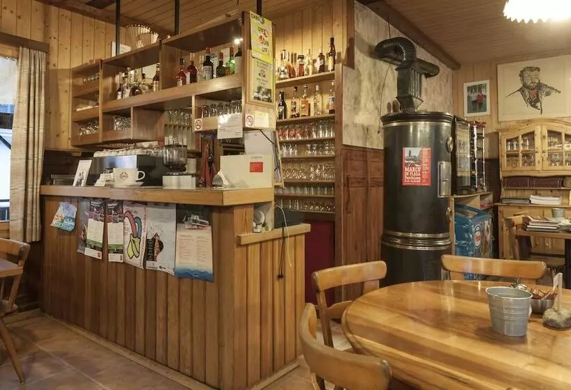 هتل Ristorante Pensione Chalet Stazione