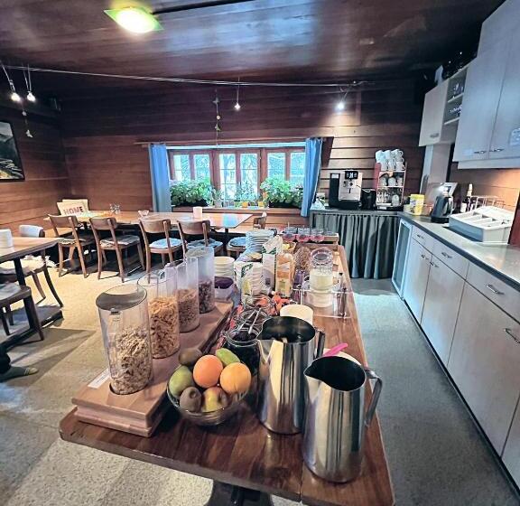 Jugendherberge Hospental