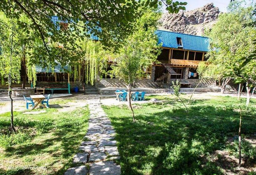 هاستل Pamir Lodge