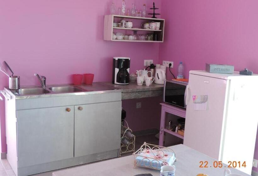 مبيت وإفطار La Ferme Au Bois Dormant