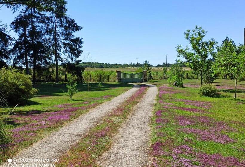 مبيت وإفطار Les Caboderies Chambre Familiale Privée Indépendante 2 Lits