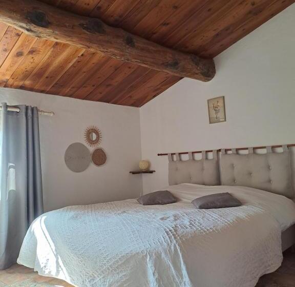 צימר Les Roses Trémières