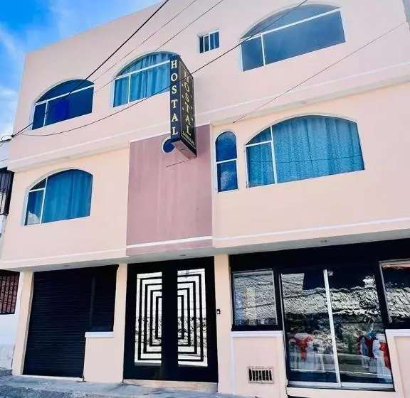 ペンション Hostal Rocafuerte