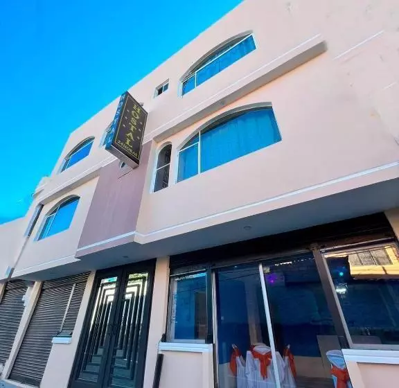 ペンション Hostal Rocafuerte