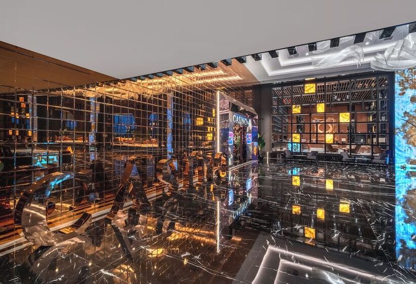 Grand Sapphire Resort & Casino