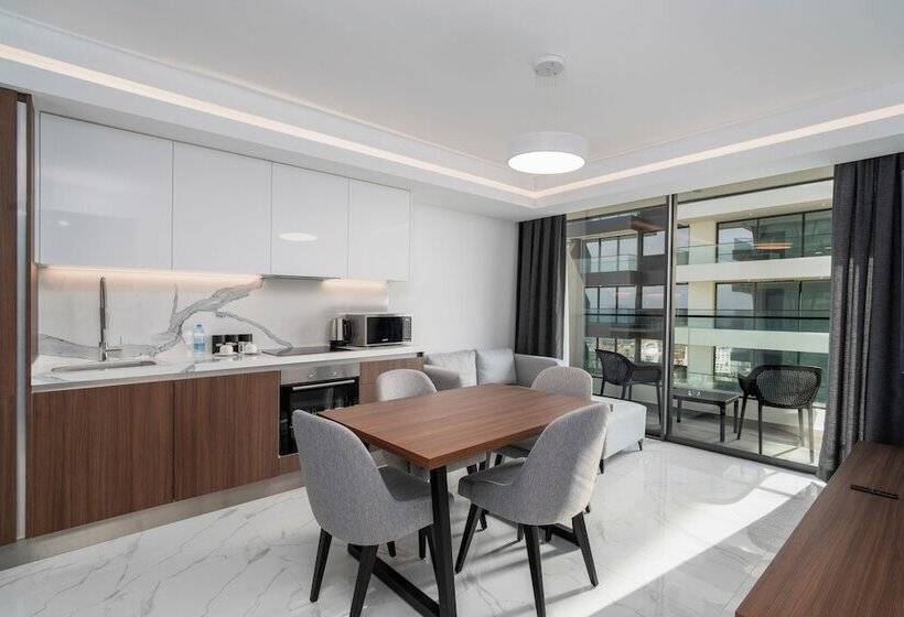 Grand Sapphire Resort & Casino