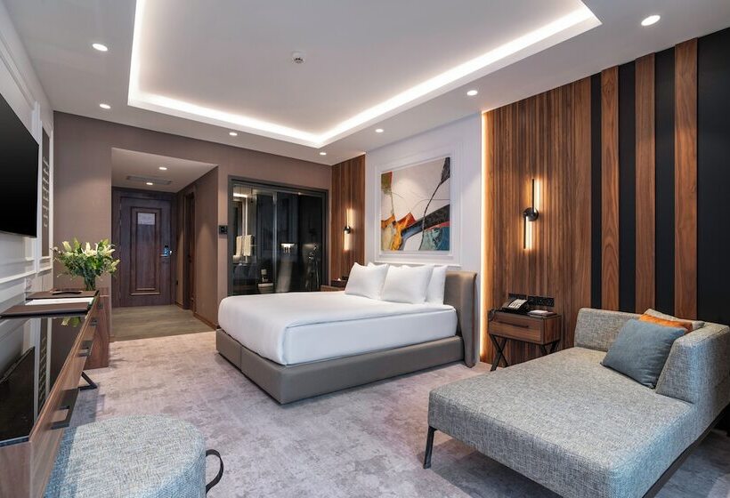 Grand Sapphire Resort & Casino