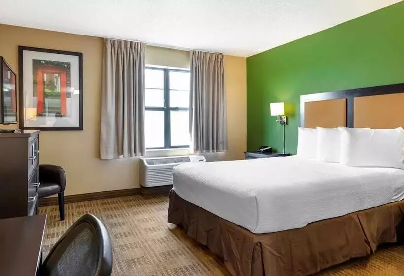 Hotelli Relax Suites Extended Stay   La Mirada