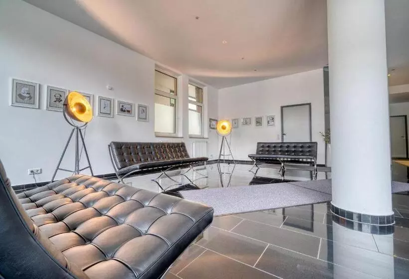 Maxaparthotel By Homekeepers