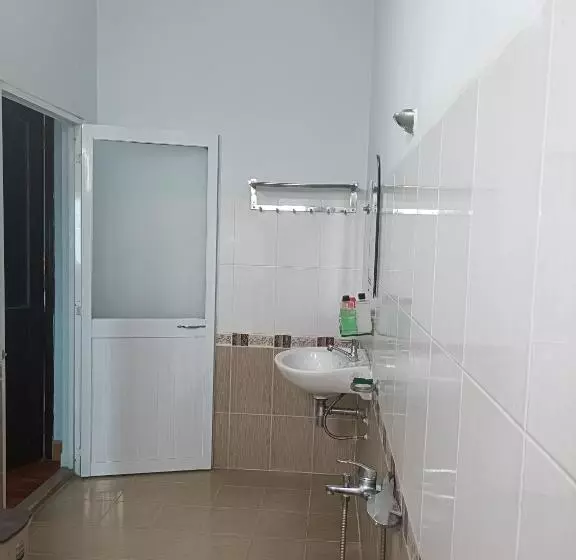 مُتل Nhà Nghỉ Thảo Ngân