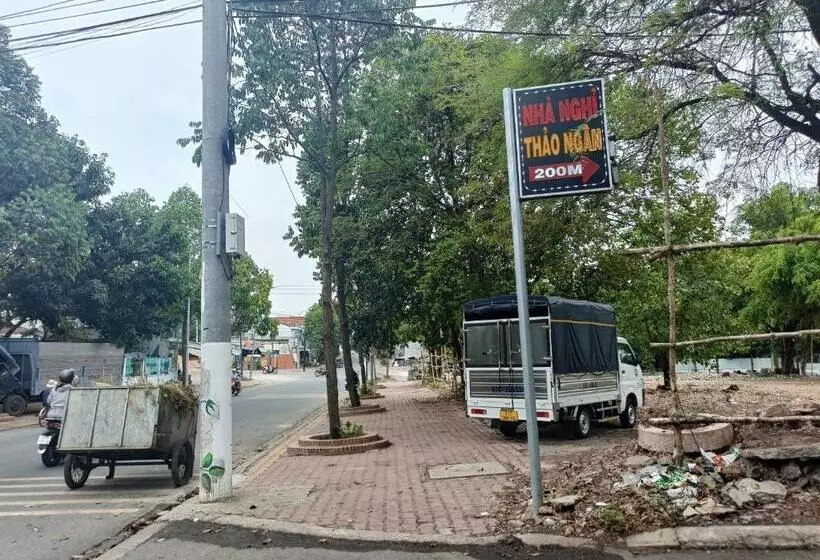 مُتل Nhà Nghỉ Thảo Ngân
