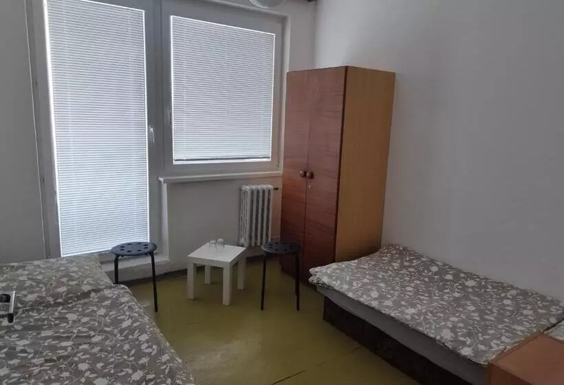 Majatalo Ubytovňa Karpatia